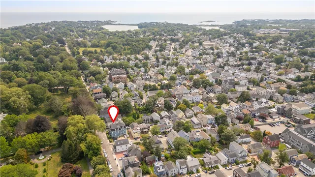 $3,000 | 501 Spring Street, Unit 1, Newport, RI 02840