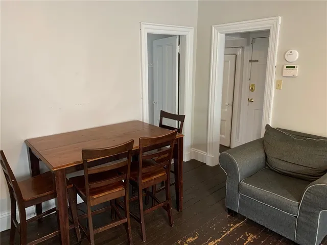 $3,000 | 501 Spring Street, Unit 1, Newport, RI 02840