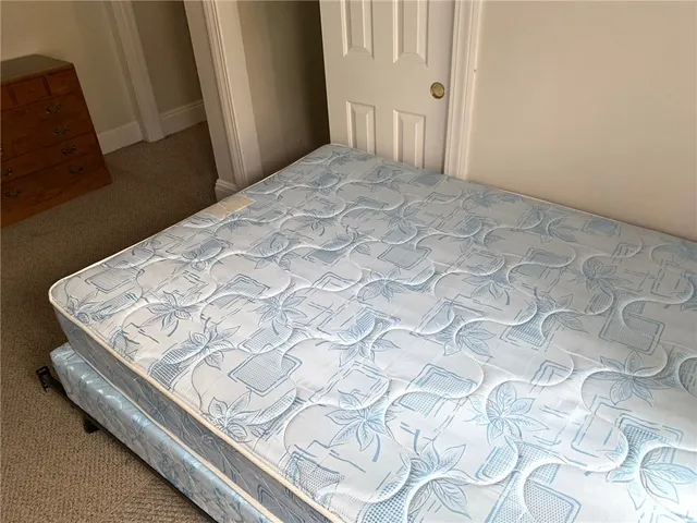 $3,000 | 501 Spring Street, Unit 1, Newport, RI 02840