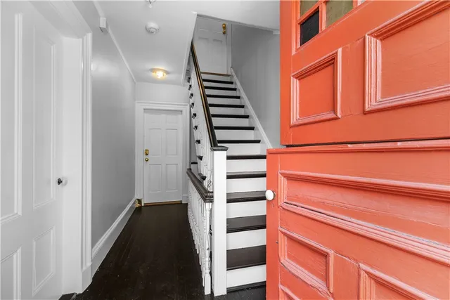 $3,000 | 501 Spring Street, Unit 1, Newport, RI 02840