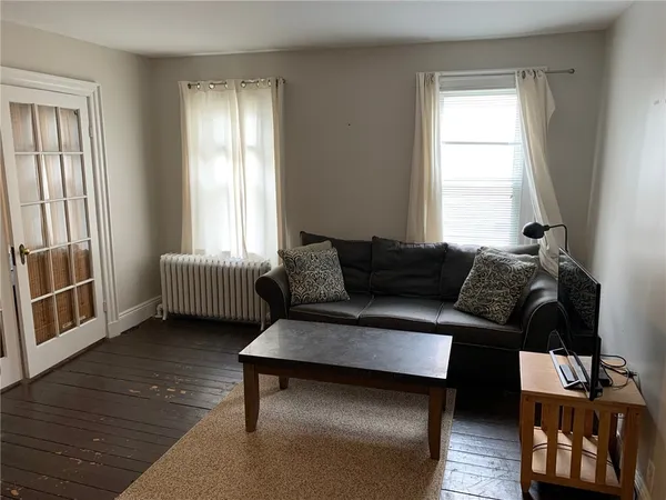 $2,800 | 501 Spring Street, Unit 1, Newport, RI 02840