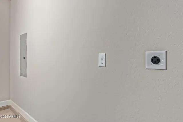 $2,995 | 2121 West Sonoran Desert Drive, Unit 107, Phoenix, AZ 85085