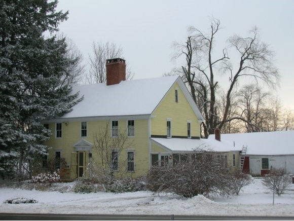198 Middle Road Brentwood, NH 03833 - Photo 1 of 1