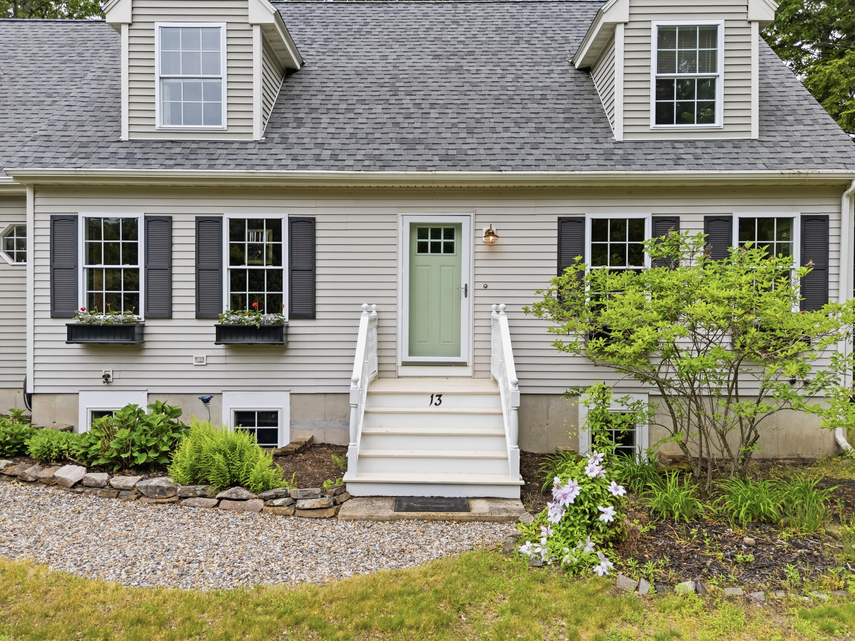 13 McKenna Lane York, ME 03909 - Photo 4 of 61 13 McKenna Ln, York