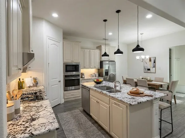 $3,300 | 924 Julia Place, Allen, TX 75013