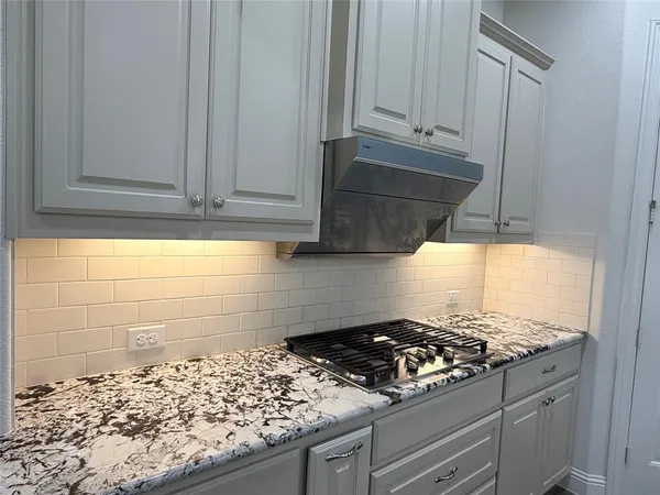 $3,300 | 924 Julia Place, Allen, TX 75013