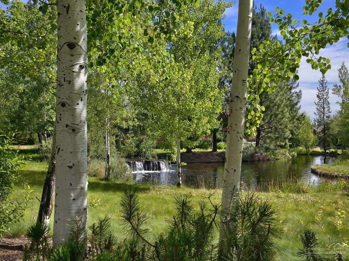 61836 Fall Creek Loop Bend, OR 97702 - Photo 20 of 25 Gallery Image 20