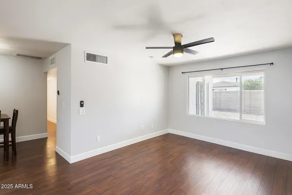 $429,950 | 1105 West 6th Place, Mesa, AZ 85201