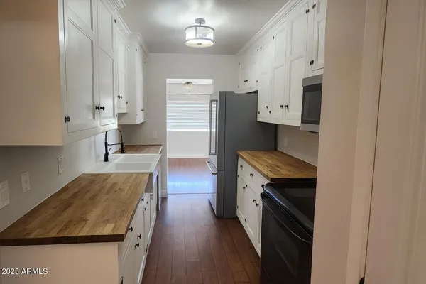 $429,950 | 1105 West 6th Place, Mesa, AZ 85201