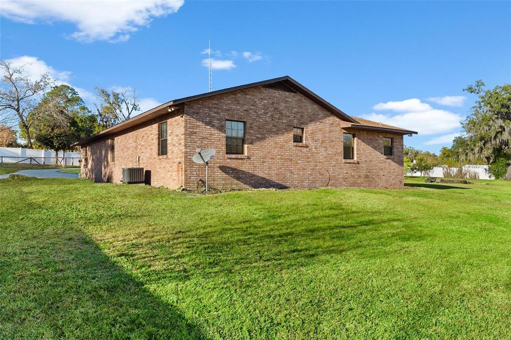 5411 Magnolia Ridge Road Fruitland Park, FL 34731 - Photo 60 of 92