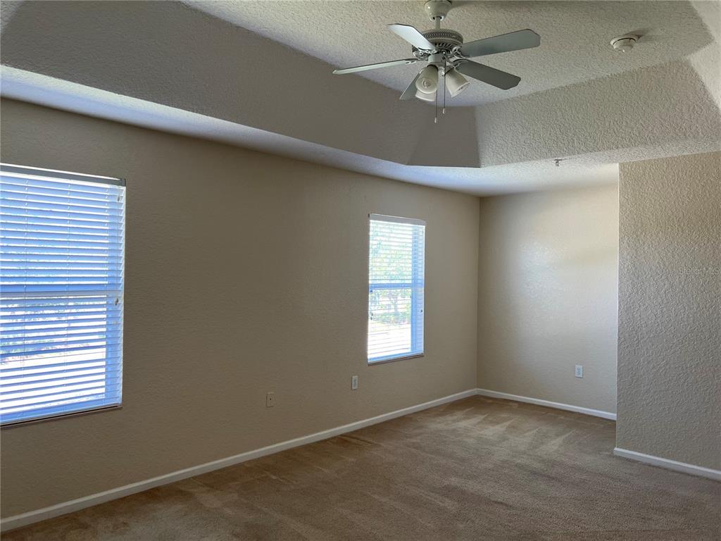 1316 Falling Star Lane Orlando, FL 32828 - Photo 9 of 61