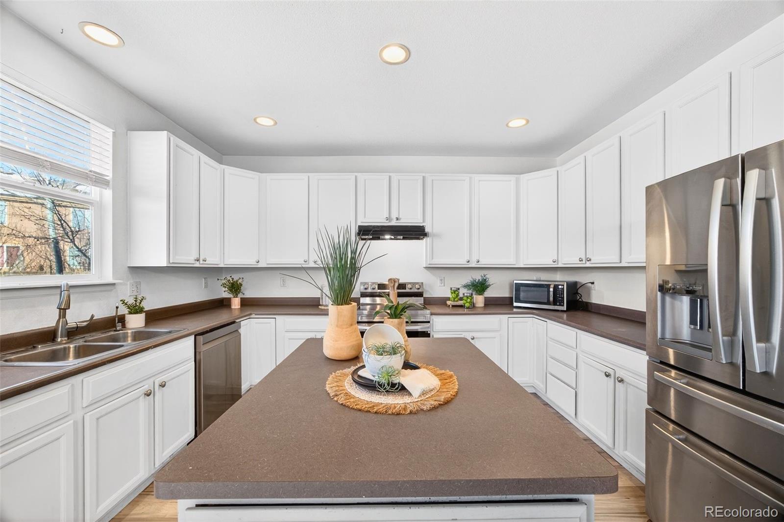 10491 Tucson Street Commerce City, CO 80022 - Photo 16 of 42