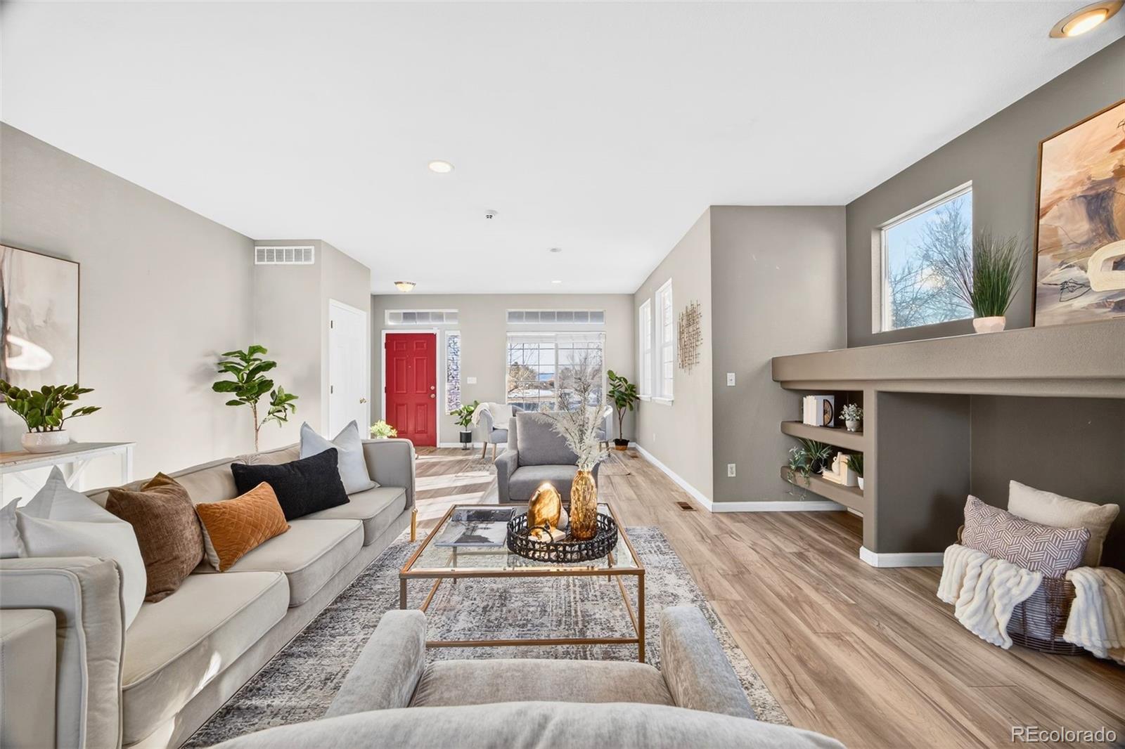 10491 Tucson Street Commerce City, CO 80022 - Photo 8 of 42