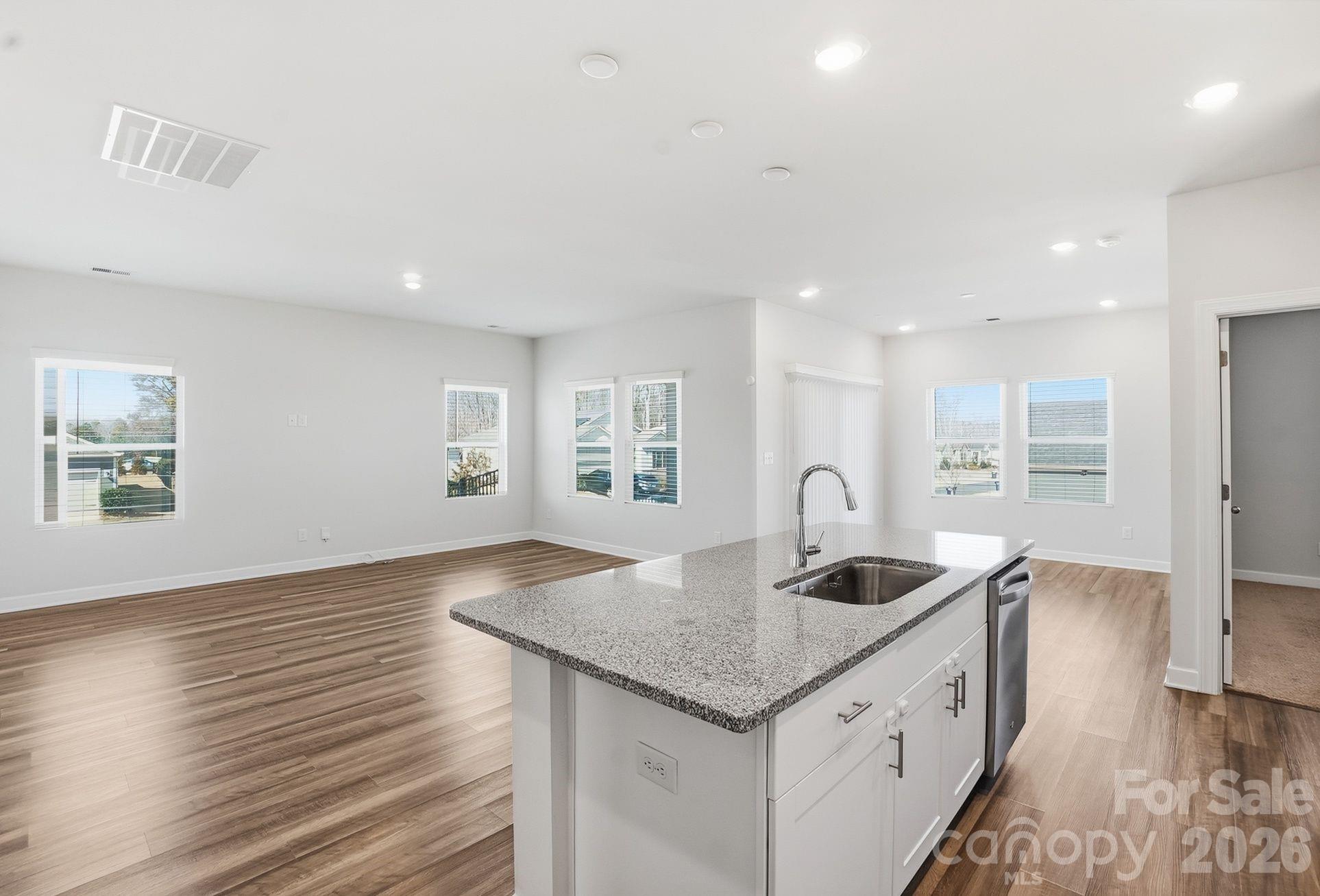 4526 Bright Road Charlotte, NC 28214 - Photo 11 of 47