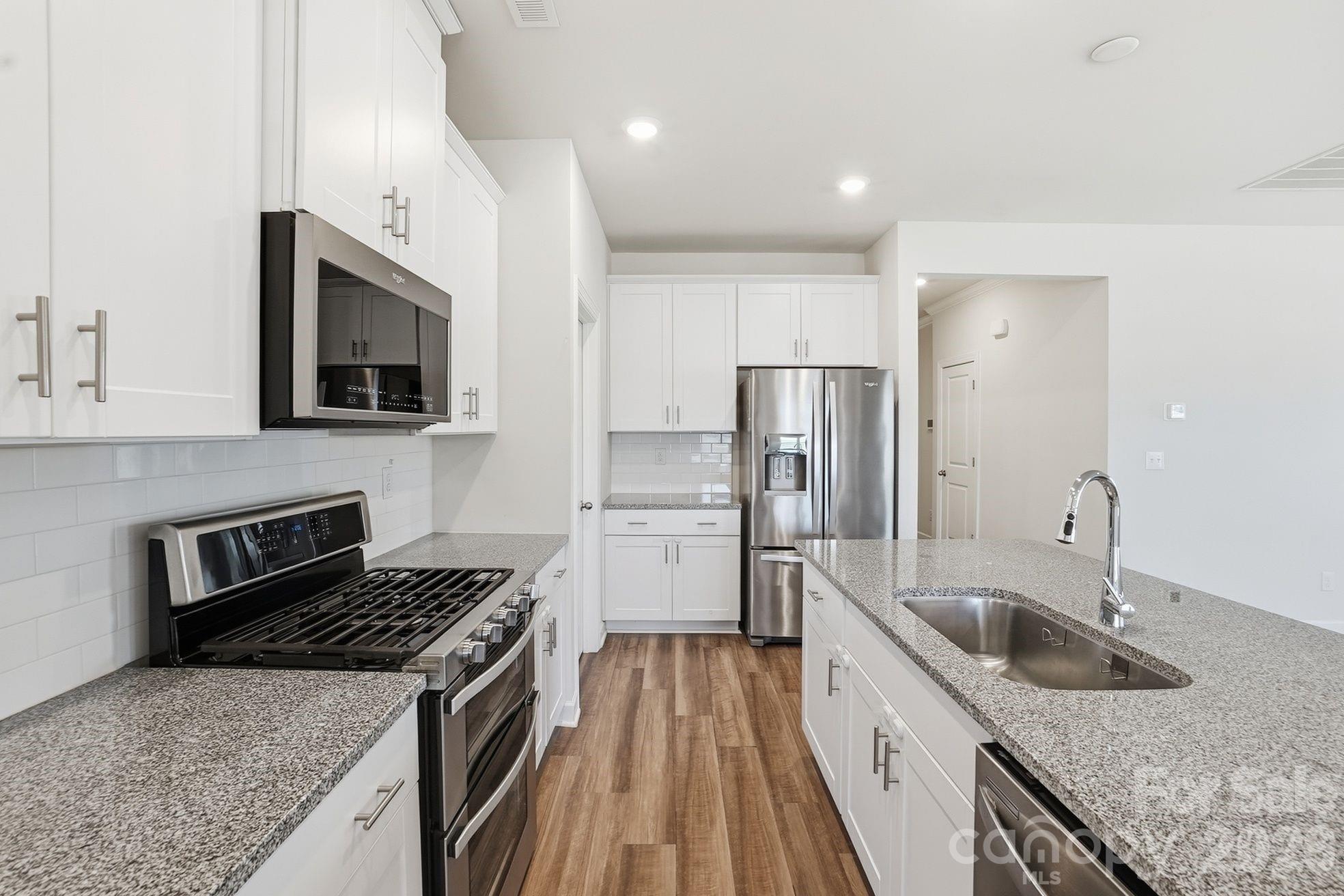 4526 Bright Road Charlotte, NC 28214 - Photo 9 of 47