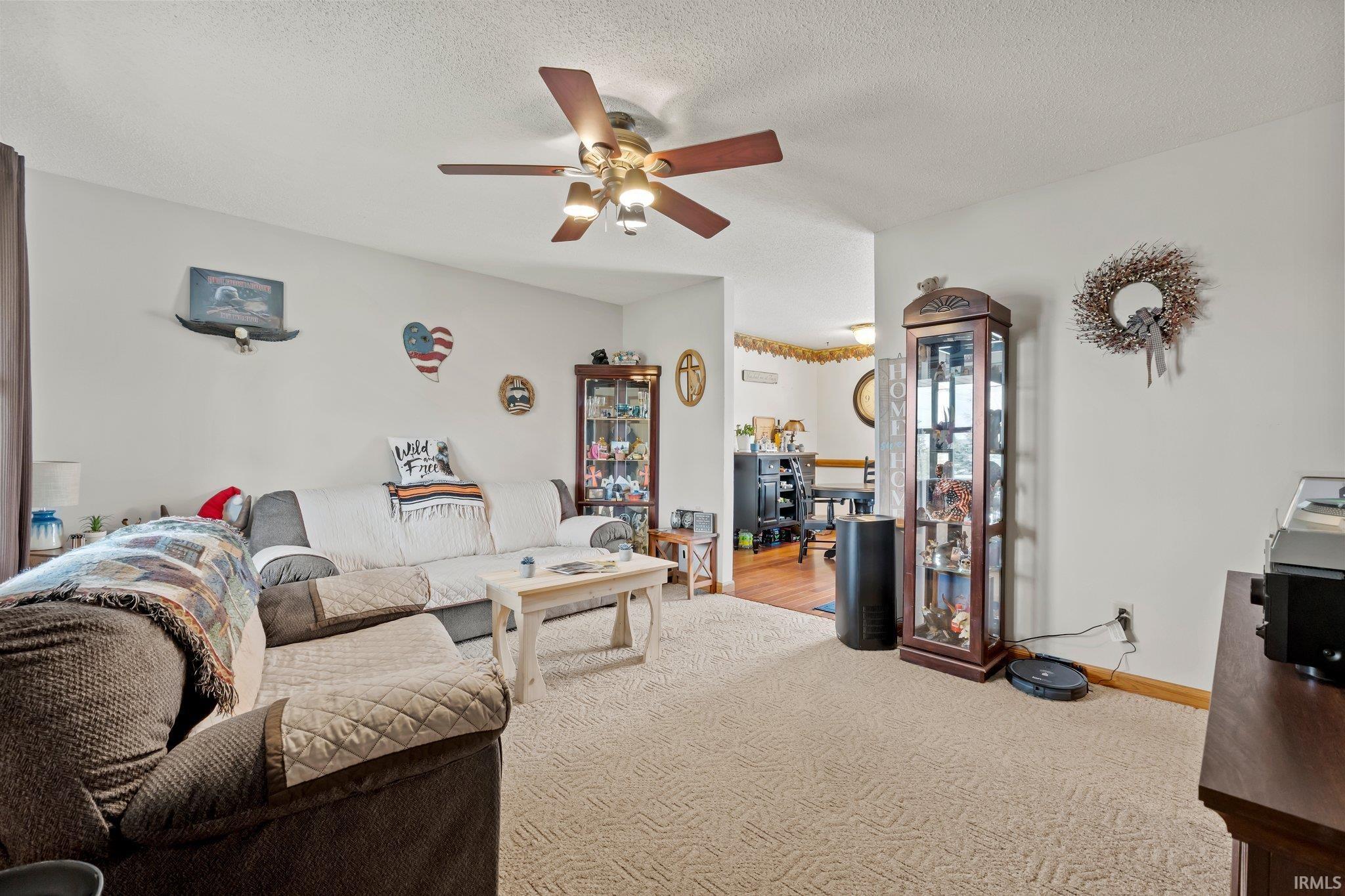 2014 South Blue Spruce Road Warsaw, IN 46580 - Photo 3 of 19 Gallery Image 3