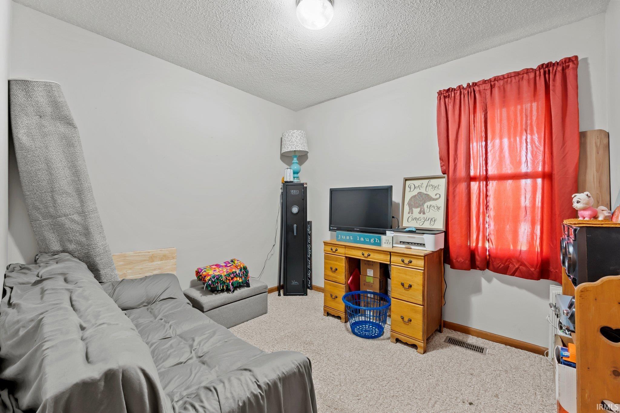 2014 South Blue Spruce Road Warsaw, IN 46580 - Photo 10 of 19 Gallery Image 10