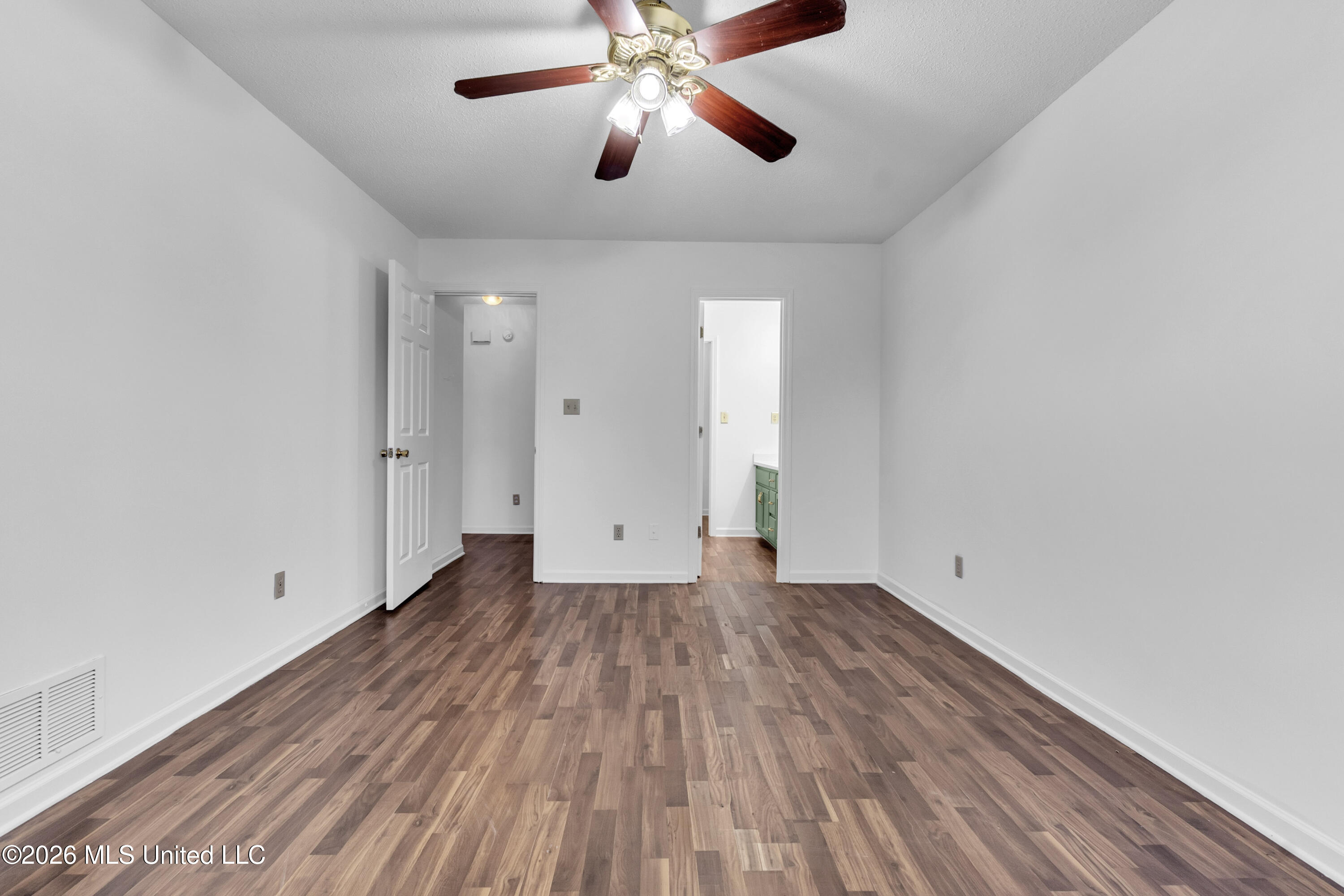 7340 Roundtable Drive Southaven, MS 38671 - Photo 8 of 19 11-DSC03098