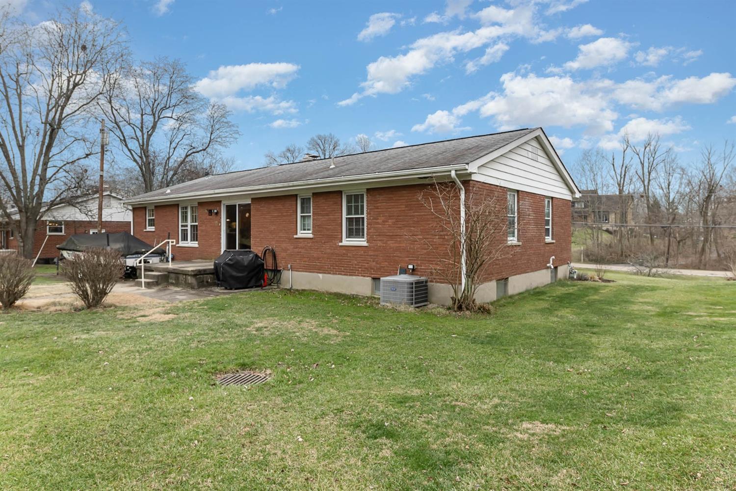 3738 Hanley Road Cincinnati, OH 45247 - Photo 22 of 25