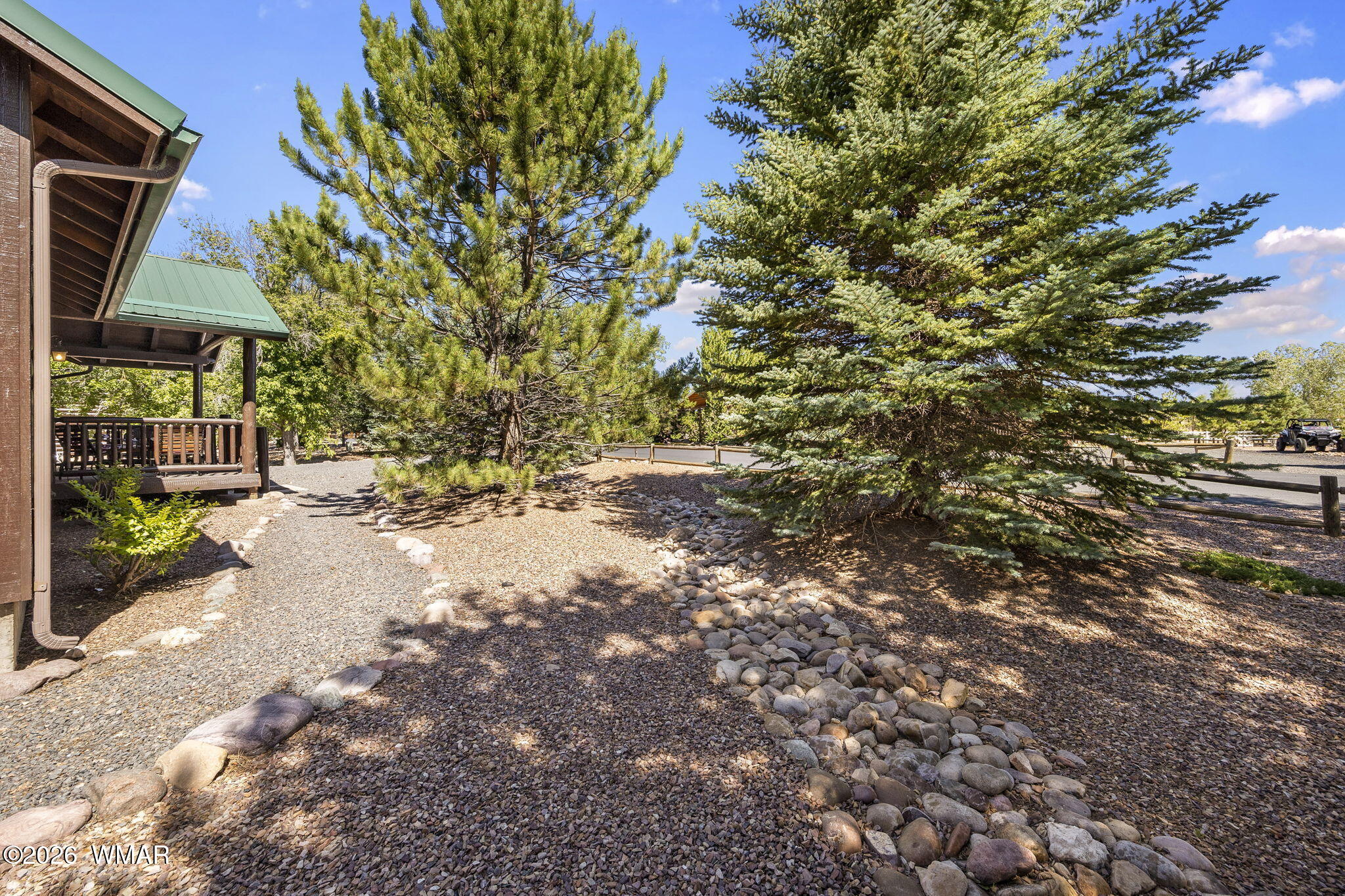 2335 Buffalo Loop Overgaard, AZ 85933 - Photo 26 of 56