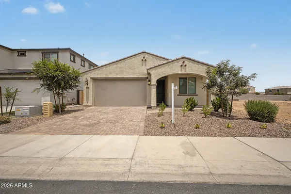 $2,395 | 9004 West Georgia Avenue, Glendale, AZ 85305