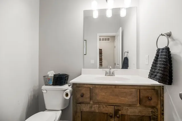 $485,000 | 457 Lilly Lane, Liberty, MO 64068