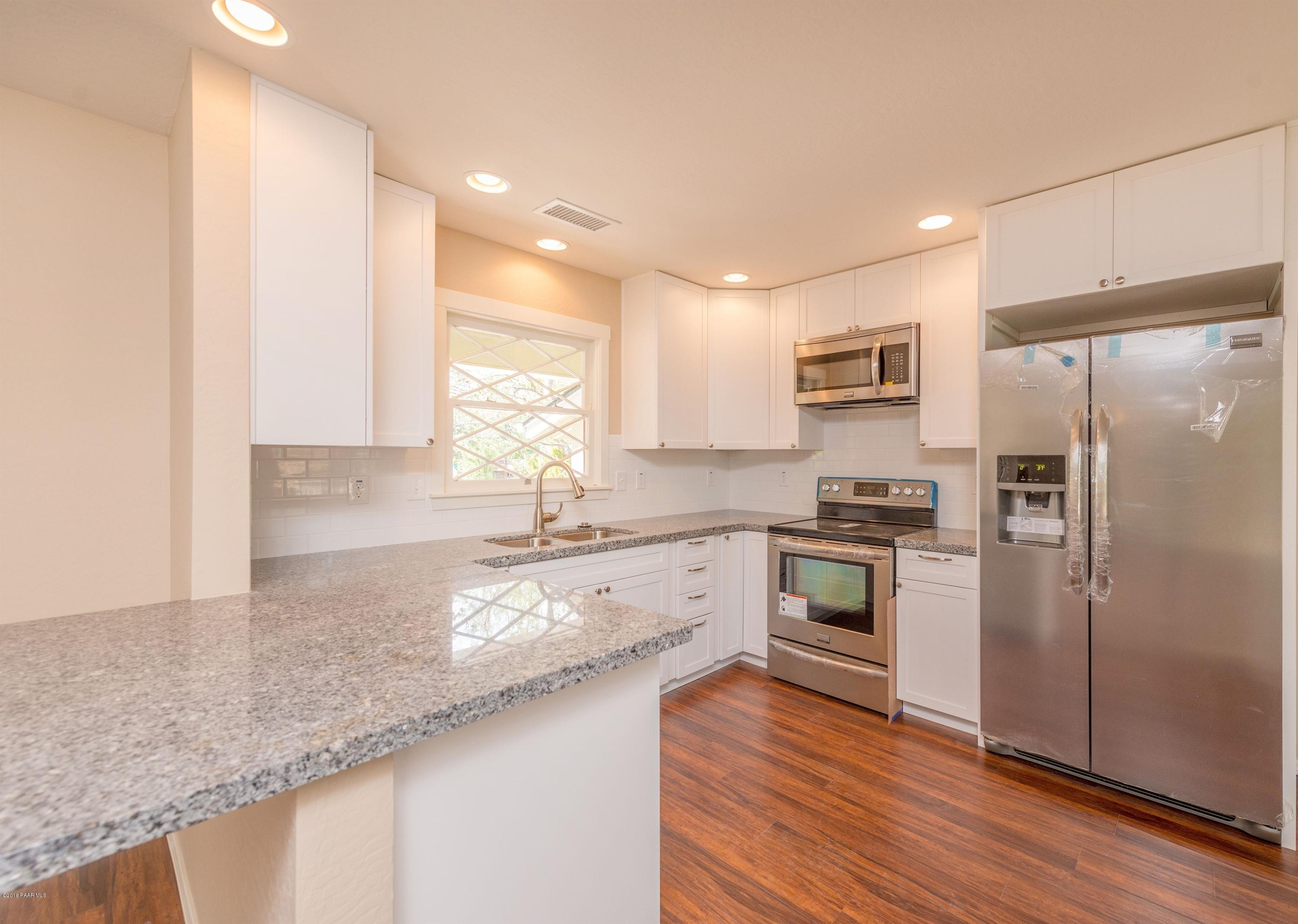 1107 Copper Basin Road Prescott, AZ 86303 - Photo 6 of 38 006_Kitchen