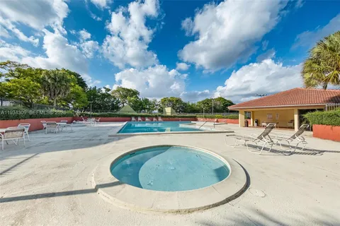 a view of a tennis court