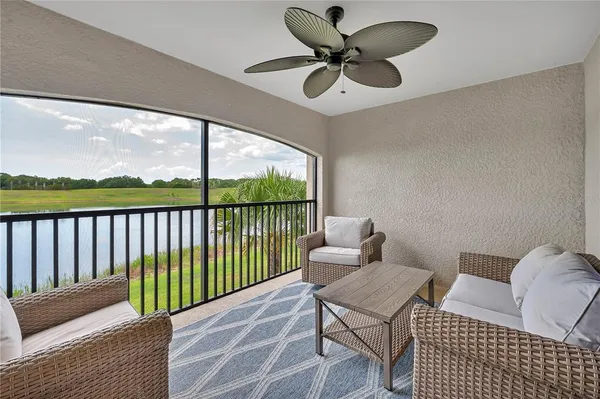 $2,200 | 5577 Palmer Circle, Unit 201, Bradenton, FL 34211