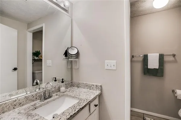 $2,300 | 6413 Wedgewood Trace, Tucker, GA 30084