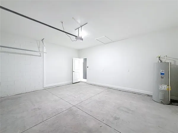 a view of a garage