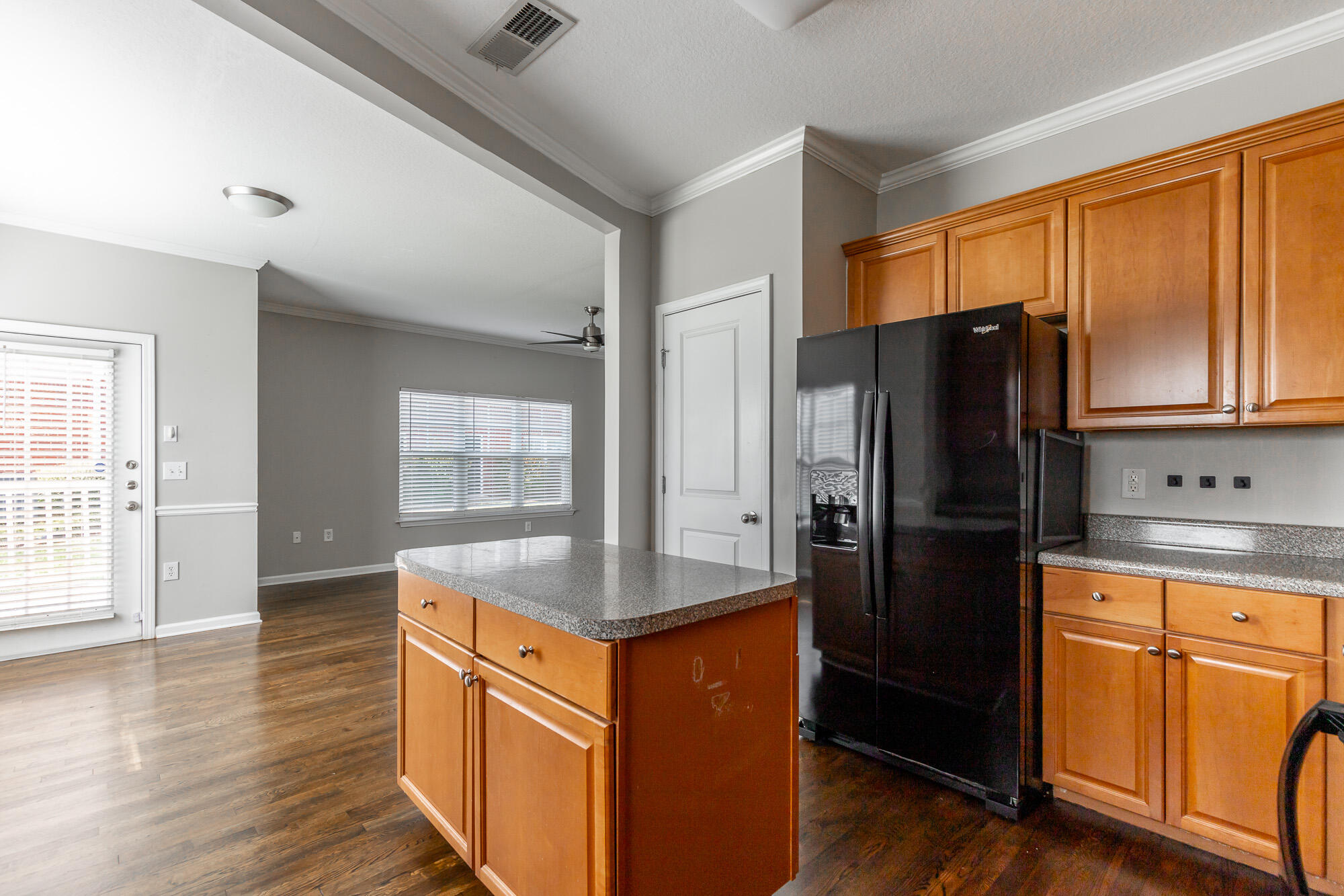6105 Regency Court Chattanooga, TN 37421 - Photo 9 of 37 Kitchen