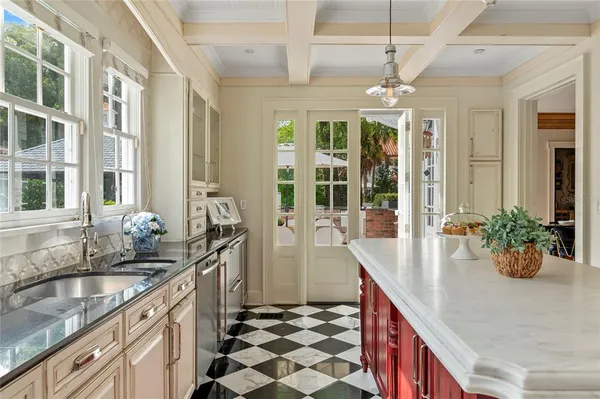 $2,710,000 | 705 Delaney Avenue, Orlando, FL 32801