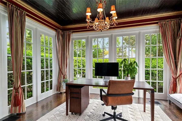 $2,710,000 | 705 Delaney Avenue, Orlando, FL 32801