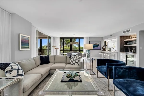 $1,190,000 | 6000 Pelican Bay Boulevard, Unit C202, Naples, FL 34108