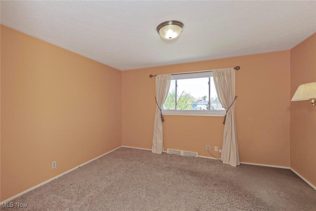 25216 Hazelmere Road Beachwood, OH 44122 - Photo 29 of 40 Gallery Image 29