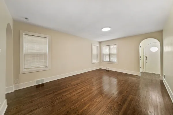 $299,900 | 10235 South Rhodes Avenue, Chicago, IL 60628