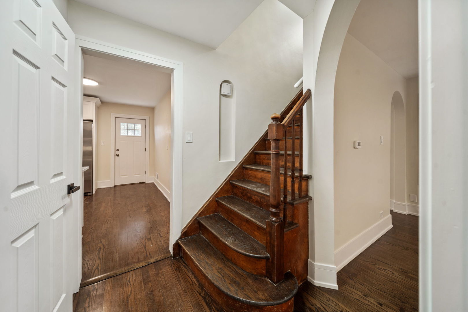 10235 South Rhodes Avenue Chicago, IL 60628 - Photo 26 of 45