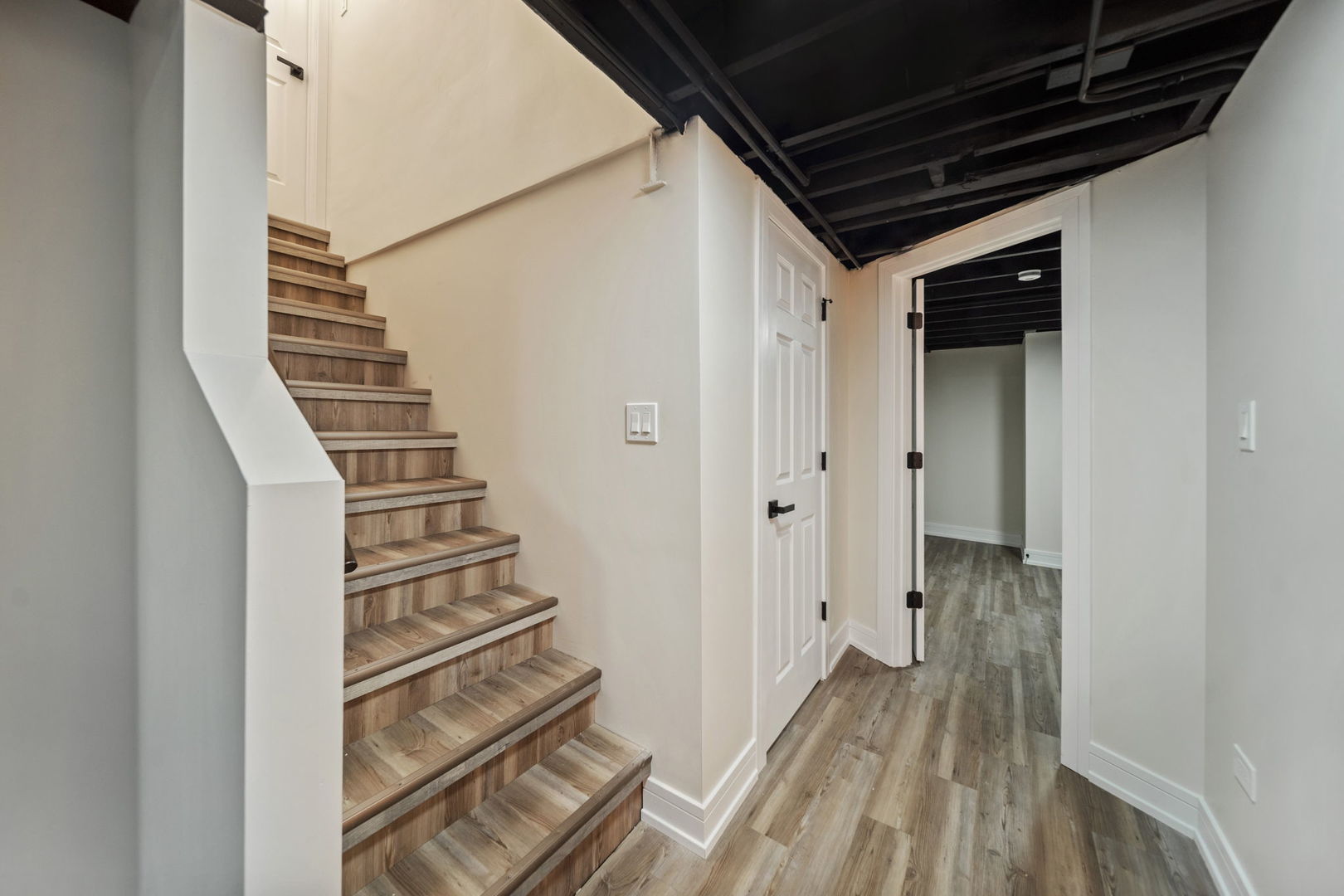 10235 South Rhodes Avenue Chicago, IL 60628 - Photo 33 of 45