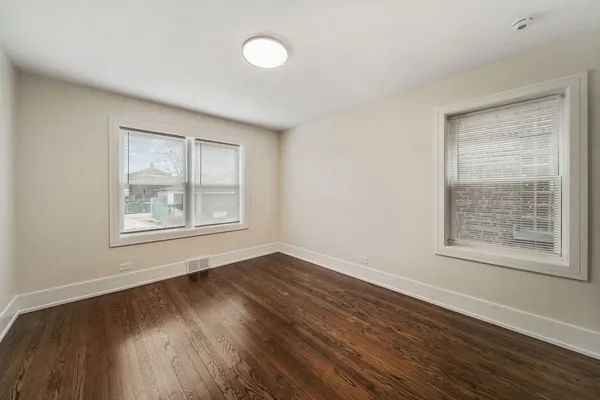 $299,900 | 10235 South Rhodes Avenue, Chicago, IL 60628