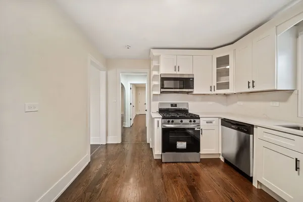 $299,900 | 10235 South Rhodes Avenue, Chicago, IL 60628