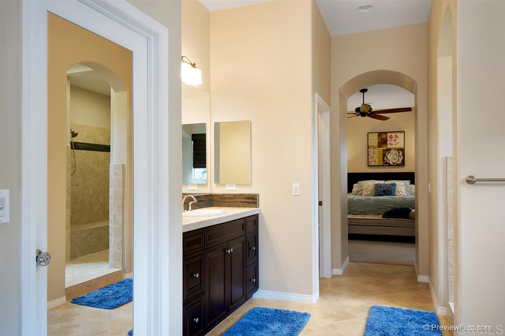 3236 Sitio Tortuga Carlsbad, CA 92009 - Photo 12 of 25