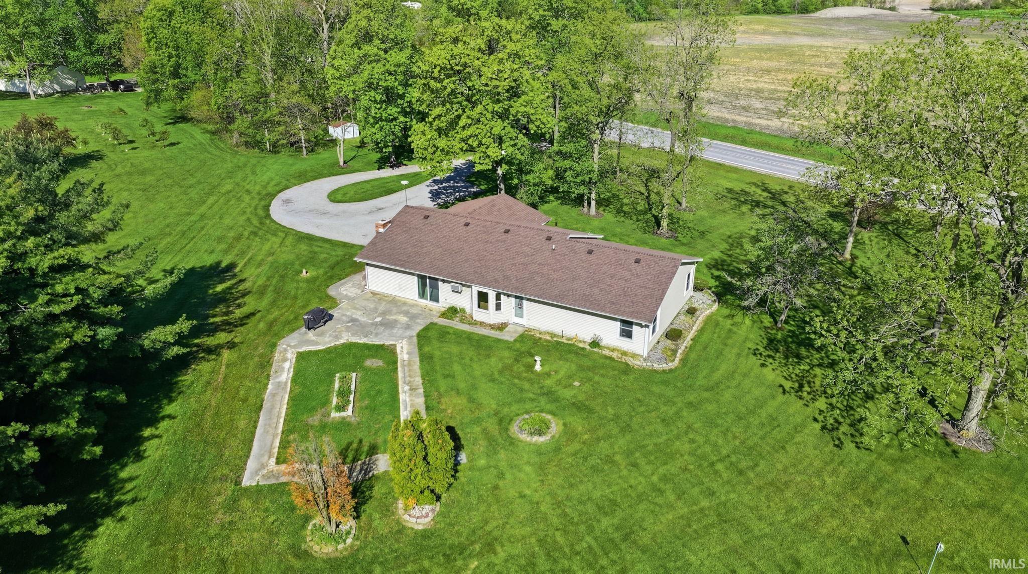 7950 East State Road Churubusco, IN 46723 - Photo 4 of 36 Gallery Image 4