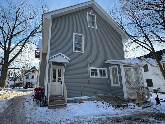 $519,900 | 27 Upper Welden Street, St. Albans, VT 05478