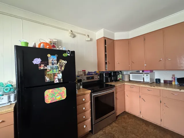 $519,900 | 27 Upper Welden Street, St. Albans, VT 05478