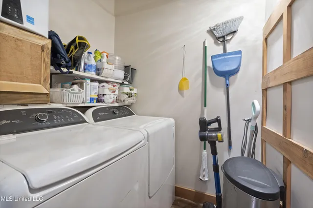 $375,000 | 251 South Craft Street, Holly Springs, MS 38635