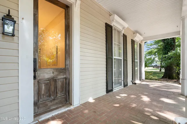 $375,000 | 251 South Craft Street, Holly Springs, MS 38635