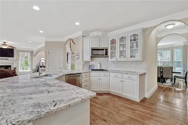 $1,099,999 | 530 Bircham Way, Roswell, GA 30075