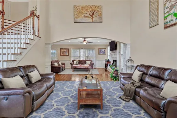 $1,099,999 | 530 Bircham Way, Roswell, GA 30075