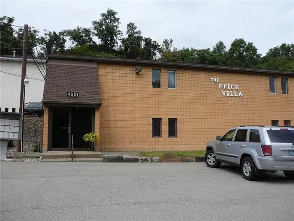 $550 | 4501 Peoples Road, Unit 107/108, Pittsburgh, PA 15237